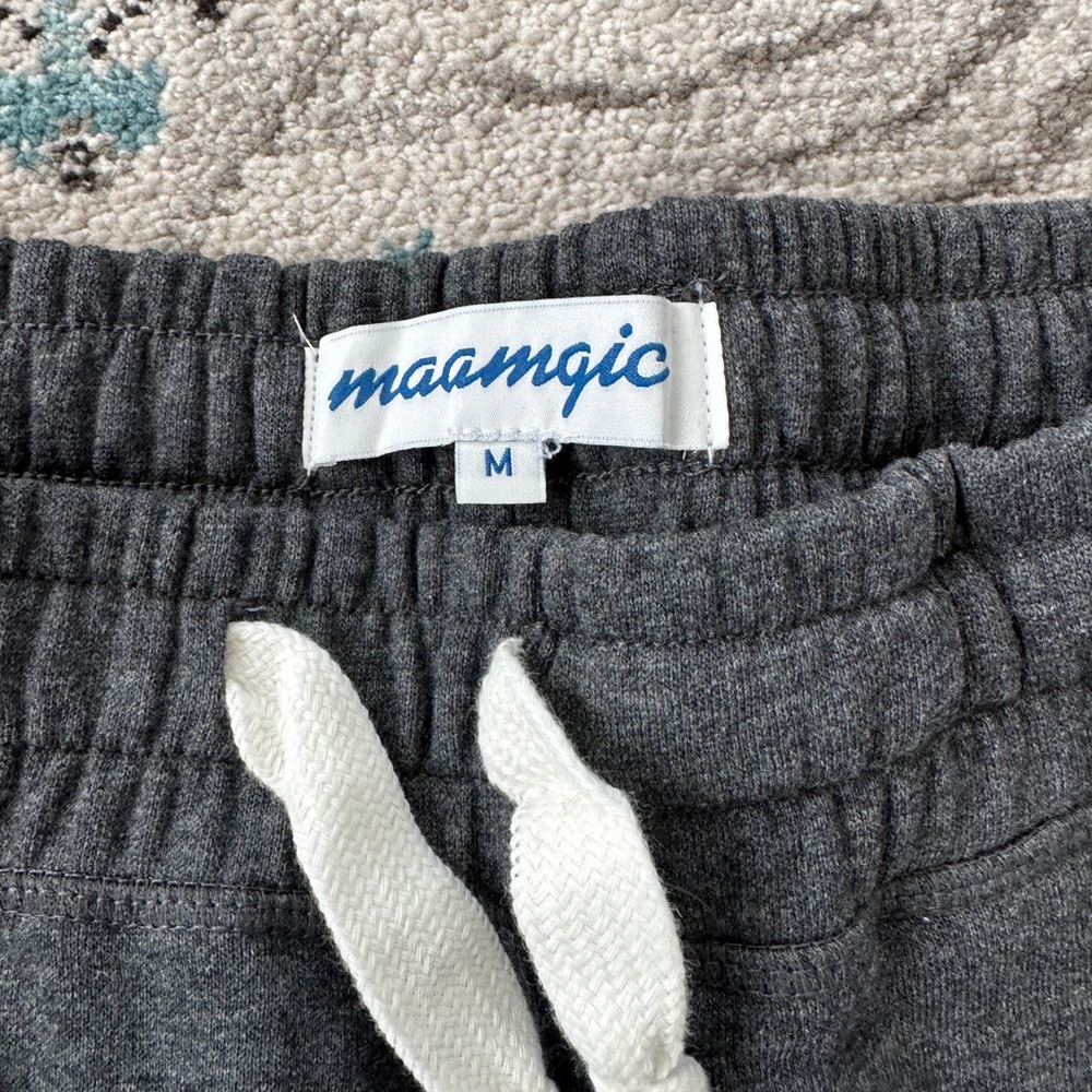Sweatpant shorts - Picture 2 of 2